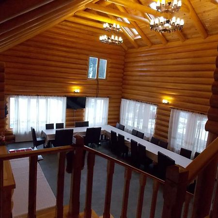 Pensiunea Izbucul Tauz Ghetari Bagian luar foto