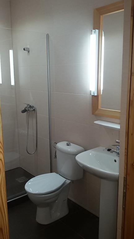 Pensiunea Izbucul Tauz Ghetari Bagian luar foto