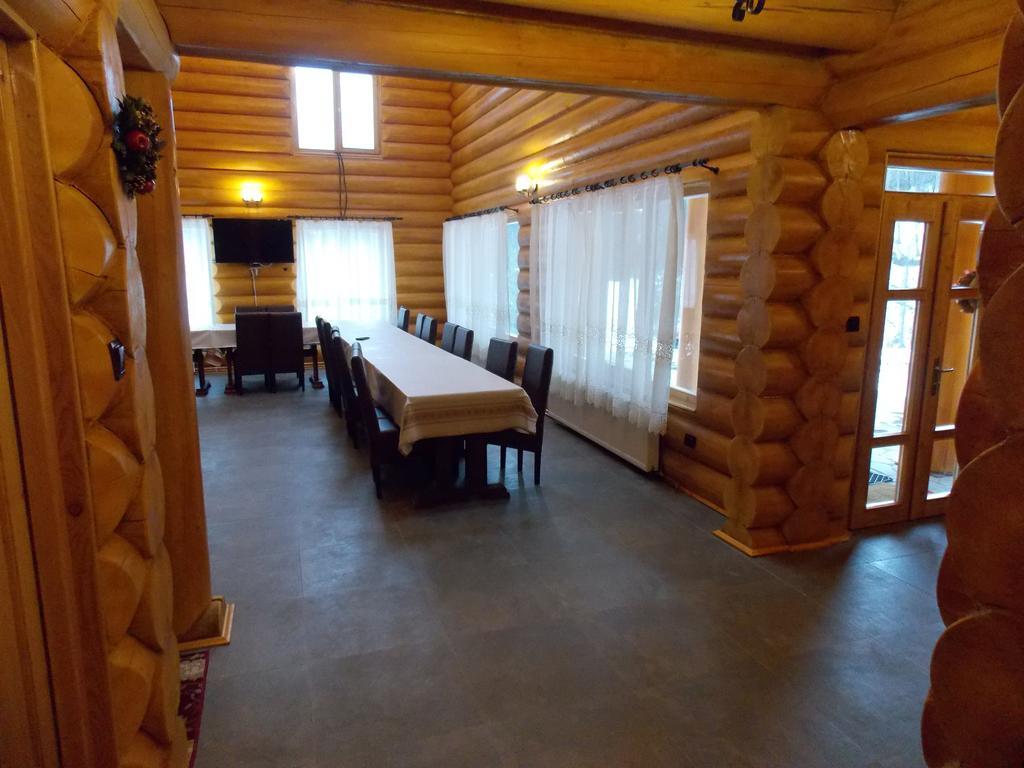 Pensiunea Izbucul Tauz Ghetari Bagian luar foto